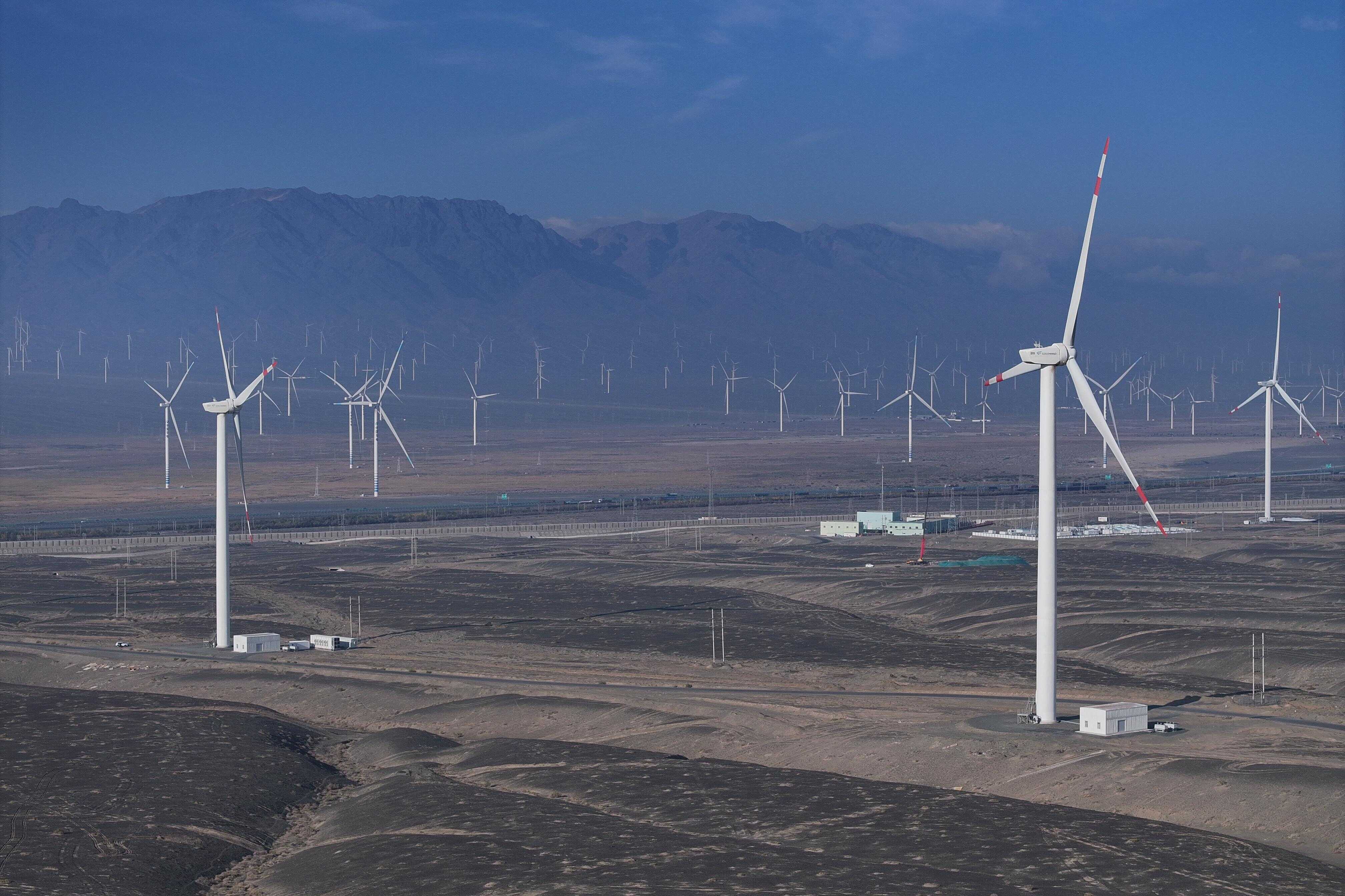 【科学网】首个陆上风电直流发电示范系统在乌鲁木齐建成